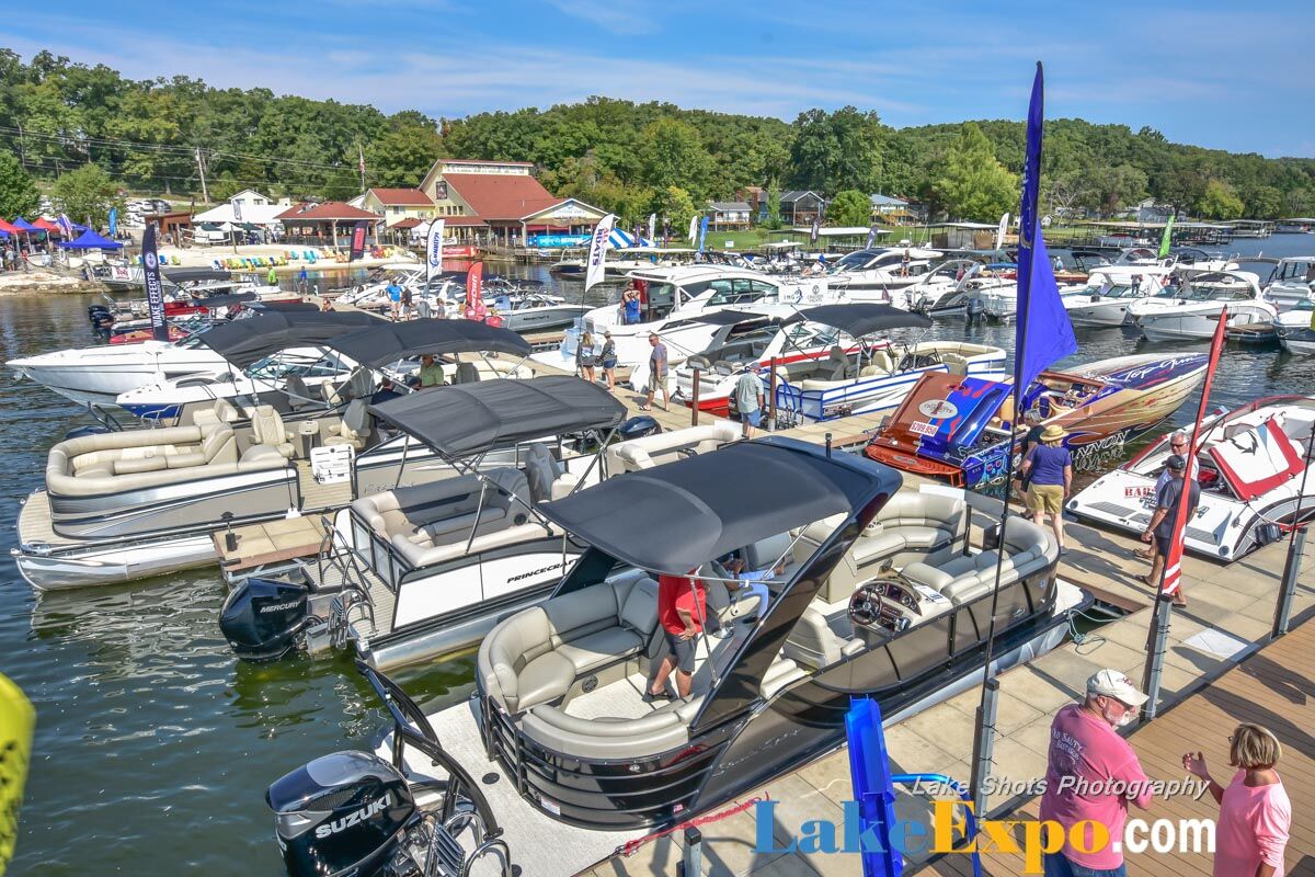 Fall In Water Boat Show-075.jpg